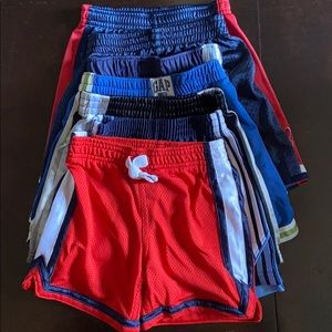 Lot of boys play shorts - Fit size 2